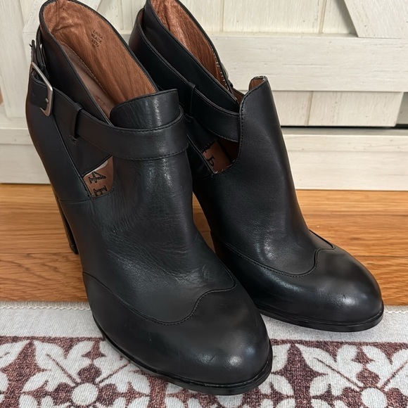 No. 704b Anthropologie Erika ankle  booties shooties size 39.5 EU black - Picture 1 of 13